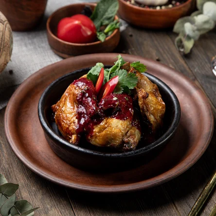 Цыпленок в ежевичном соусе
