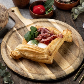 Бенедикт с беконом