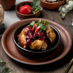 Цыпленок в ежевичном соусе