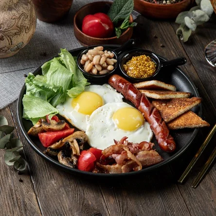 Завтраки с 07:00 до 12:00